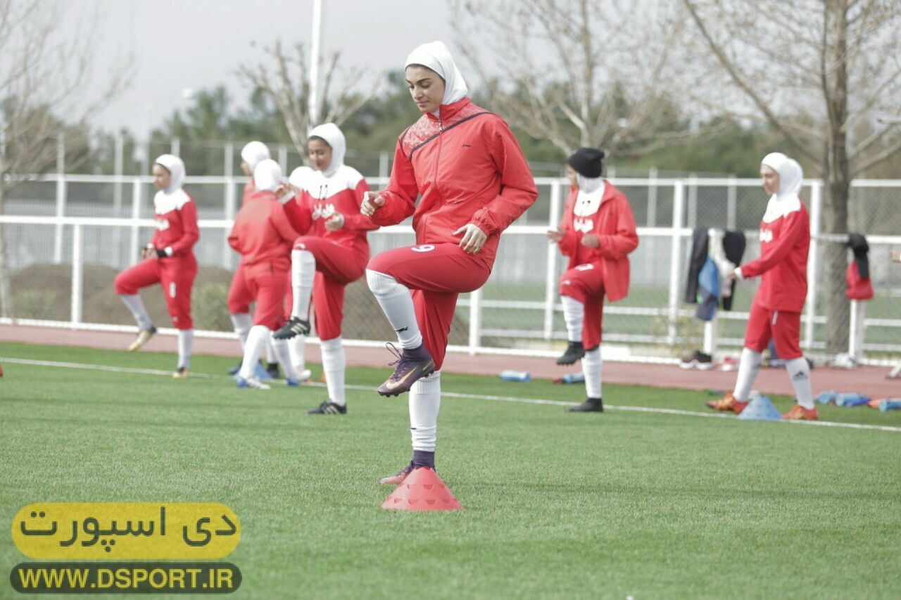 برگزاری دیدار دوستانه تیم ملی جوانان بانوان با آذرخش تهران