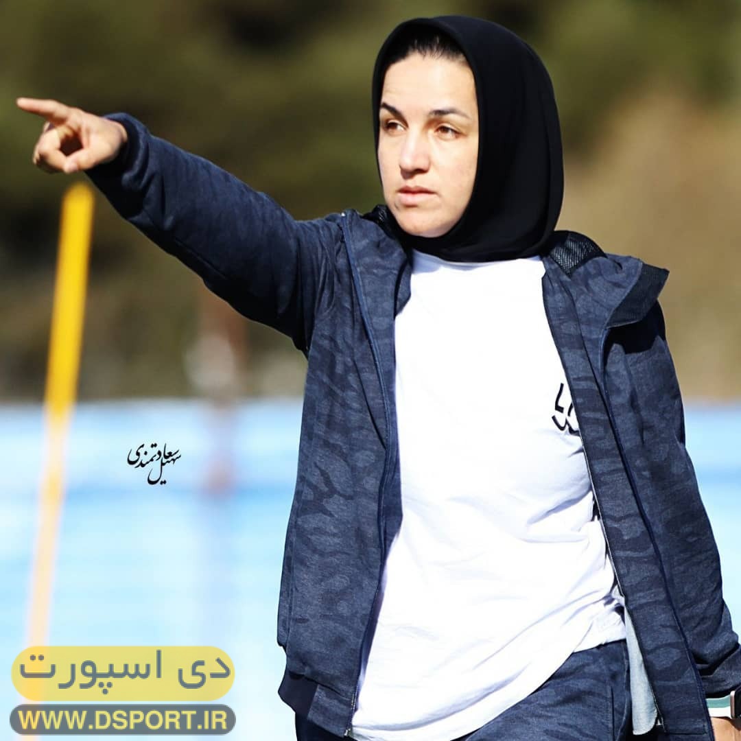 جهانجاتی: شش بازیکن ما با تب بالا بازی کردند/ تیم ملی 48 ساعت قبل به ملی پوشان واکسن آسترازیکا تزریق کرده بود.