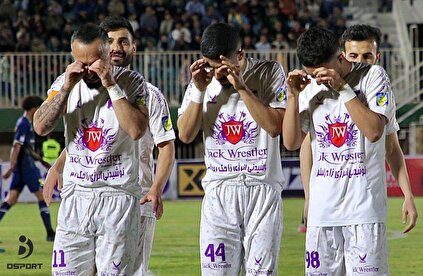 انتقال تیم فوتبال هوادار به استان گلستان